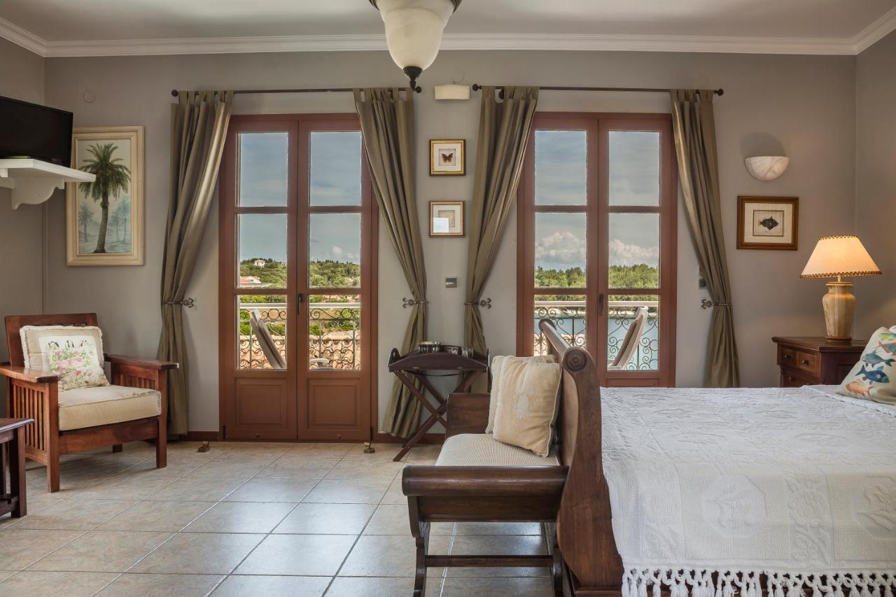 Faros Suites (Adults Only) ฟิสคาร์โด ภายนอก รูปภาพ