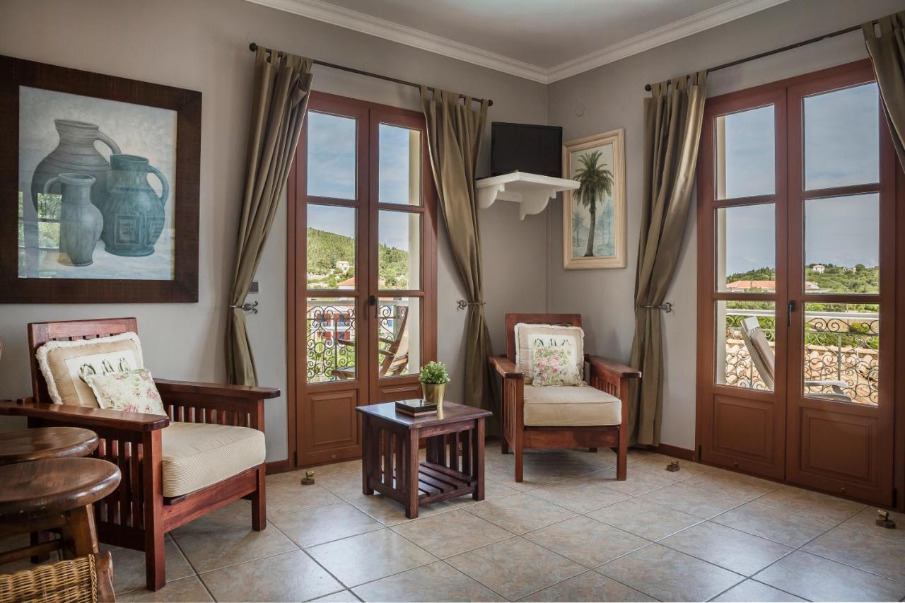 Faros Suites (Adults Only) ฟิสคาร์โด ภายนอก รูปภาพ